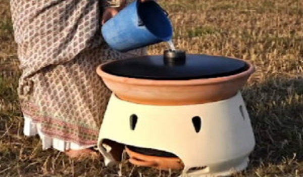 Simple Solar Invention Transforms Ocean Water Into Drinking Water