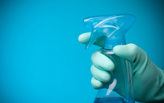 The Top 5 Toxic Home Cleaning Products and their Natural Alternatives